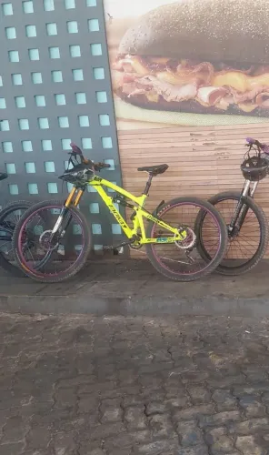 Bike de enduro aro 25.7