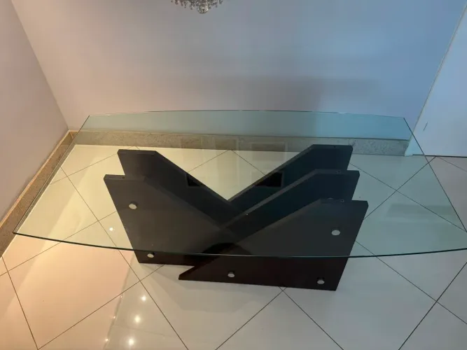 Mesa de jantar de 6 a 8 lugares