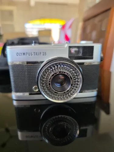 Olympus Trip 35 câmera fotográfica analógica vintage funciona tudo fotômetro ok japan made