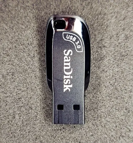 SanDisk Ultra Shift USB 3.2 Gen 1 - 128 GB (Original)