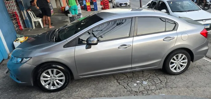 Honda Civic Sedan LXR 2.0 Flexone 16V Aut. 4P 2014
