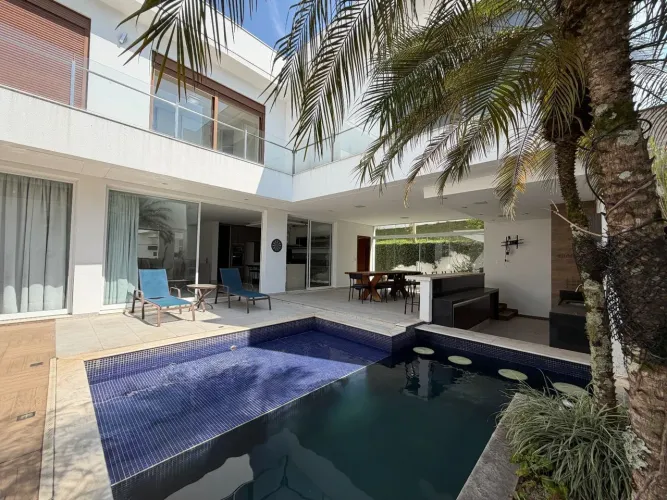 Casa com 4 dormitórios à venda, 409 m² por R$ 2.800.000,00 - Alphaville Nova Esplanada - V
