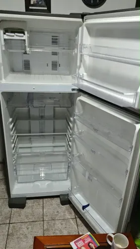 Geladeira Panasonic