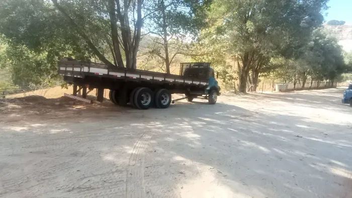 Caminhão Mercedes