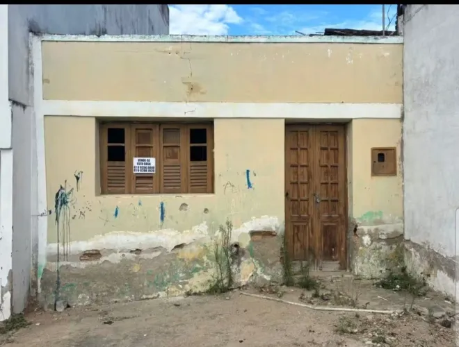 Casa a venda em Bezerros (Venda rápida)