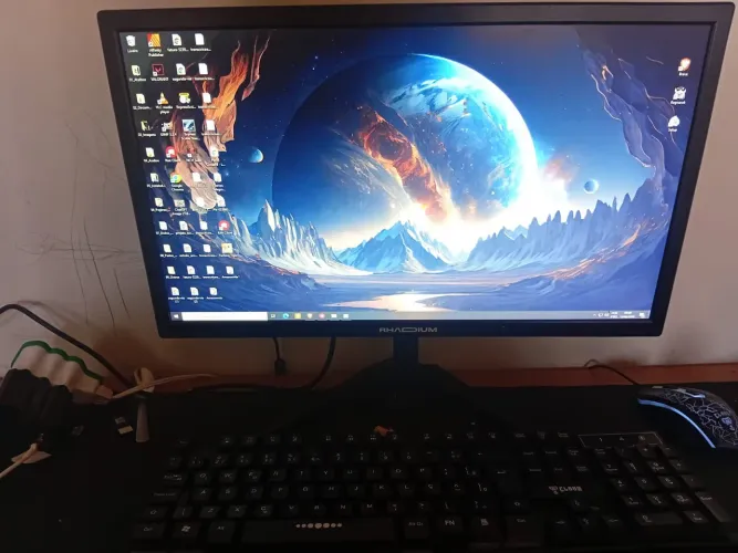 Pc Gamer I5, RX 560, 16GB RAM + Monitor Full HD e periféricos