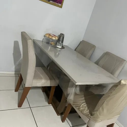 Vendo mesa 6 lugares 