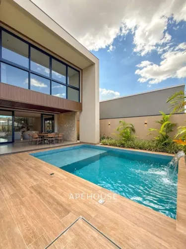 Casa com 4 quartos, Vale das Araras - Rio Verde