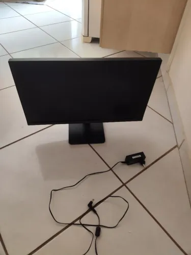 Monitor 24 LG (em estado de novo)