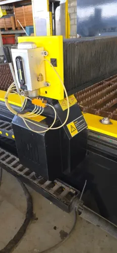 PLASMA CNC - MESA 3X1,5m - CORTE 28mm