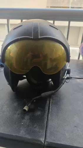 Capacete aeronáutico 