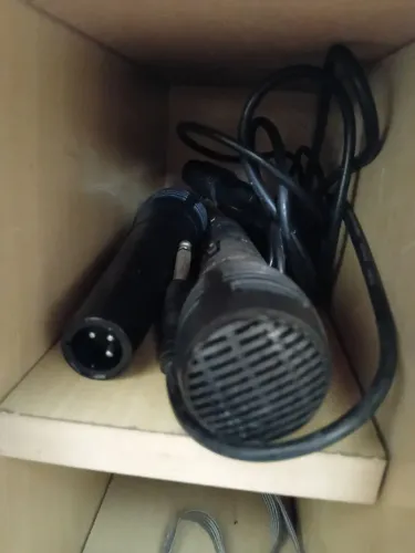 2 Microfones com defeito - para conserto ou peças