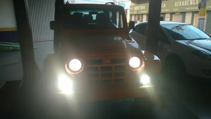 Troller T-4 4X4 2.8 TB Int. Cap. Rígida Diesel 2001