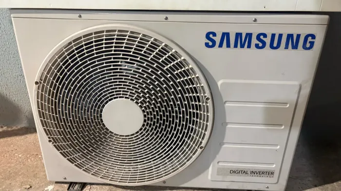 Vendo ar-condicionado Samsung inverte 24 mil btus