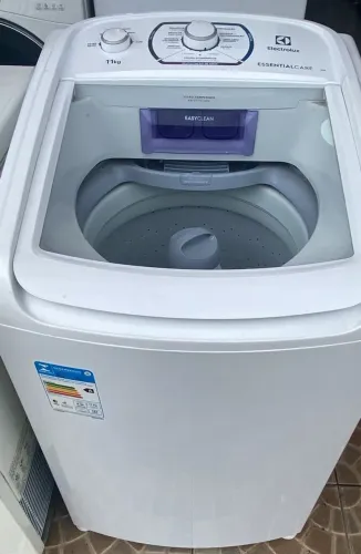 Vende se máquina Eletrolux 11 kilos
