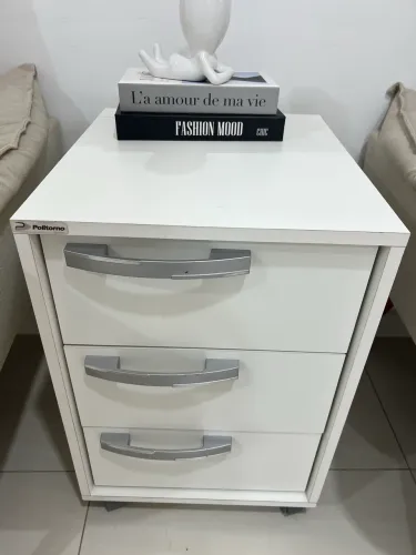 Gaveteiro Branco MDF Politorno com 3 Gavetas e Rodízios - Excelente Estado