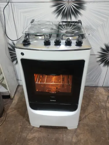 Vendo fogão semi novo 