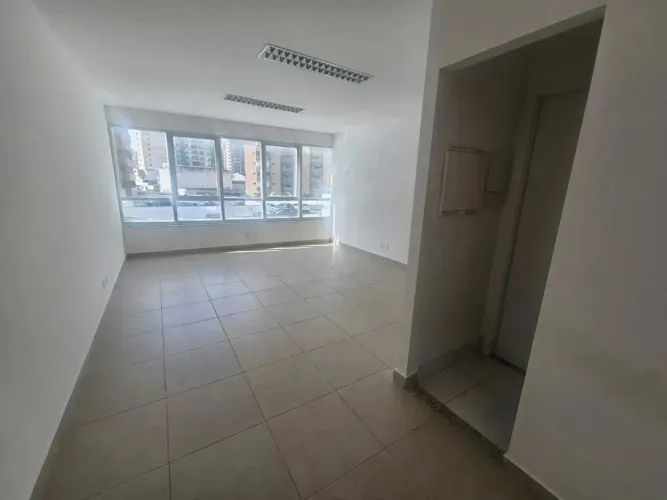 Oportunidade! Sala comercial no Affinity Work Center, na Enseada do Suá por $ 370.000,00