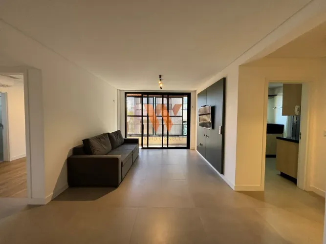 Apartamento 2 Suítes com 102m² para Aluguel Anual, em Jurerê, Florianópolis/SC