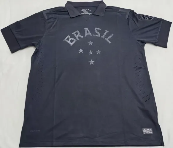 Camisa Seleção Brasileira Brasil Edição especial All Black 13/14 toda preta Reedição Nike