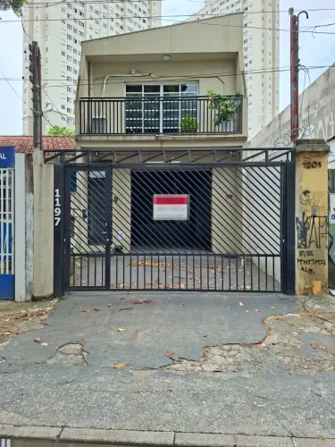 Loja na Avenida Atlântica, 1197  130 m²