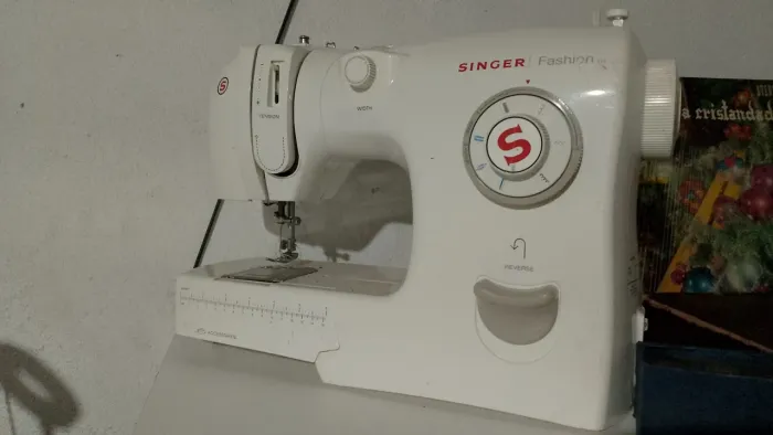 Máquina de costura