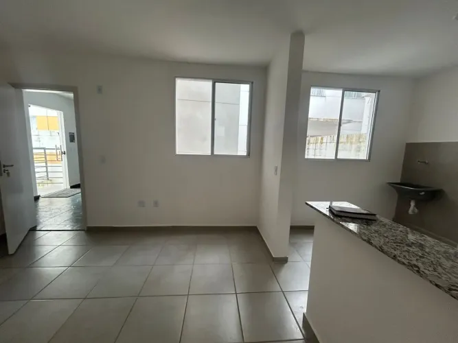 Alugo apartamento