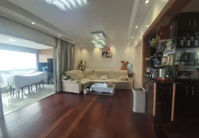 Apartamento com 3 quartos para alugar, 126m por $8.000,00