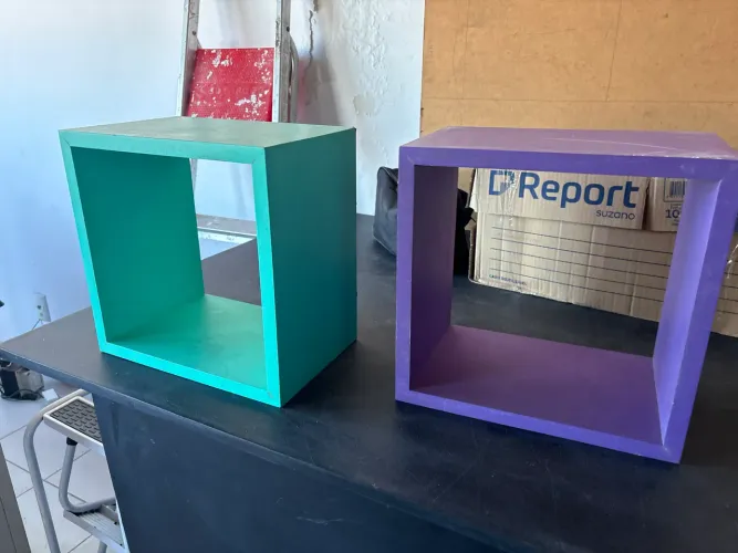 Prateleira tok stok disponível a roxa 