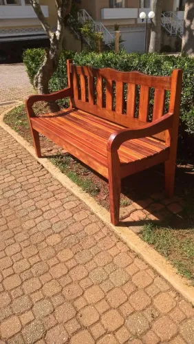 Lindo Banco namoradeira 