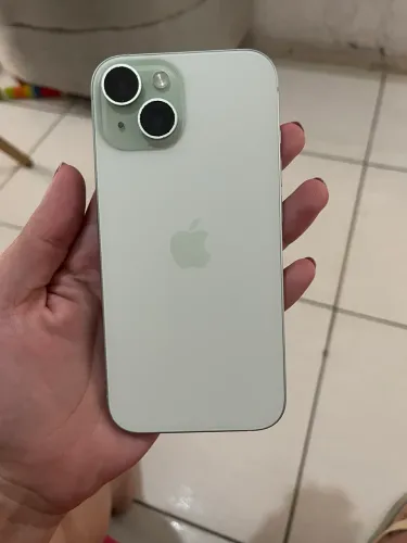 iPhone 15 - Verde -128g