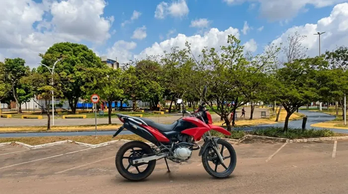 Bros 150cc ano 2012 Completa (Só r$ 10 mil)