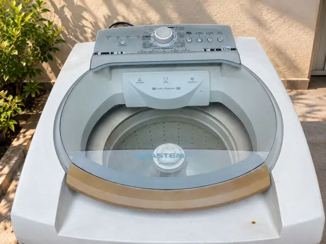 Máquina de Lavar Roupas Brastemp