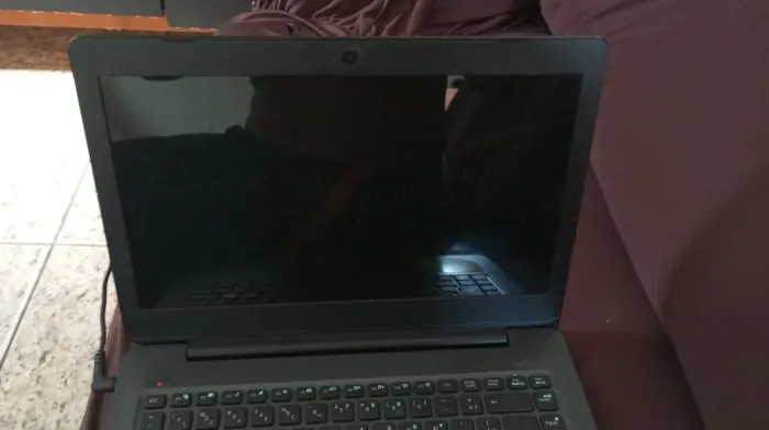 Notebook positivo funcionando perfeitamente promoção 300