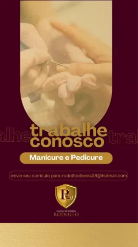 Precisa se de manicure