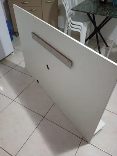 Painel de TV PARA LEVAR LOGO.