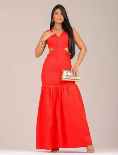 LINDO VESTIDO LONGO VERMELHO