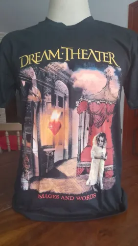 Camiseta - Dream Theater (Tam M e GG))