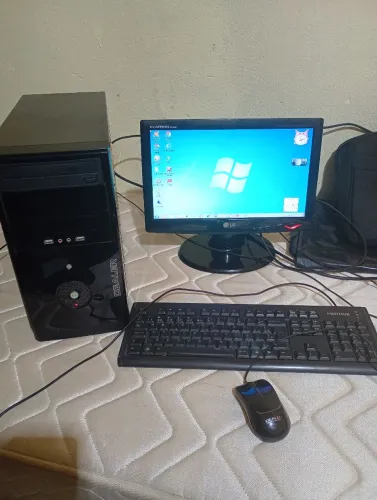 COMPUTADOR :CPU+MUNITOR +TECLADO + MAUSE 