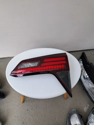Lanterna traseira direita Honda HRV da tampa LED pequeno detalhe