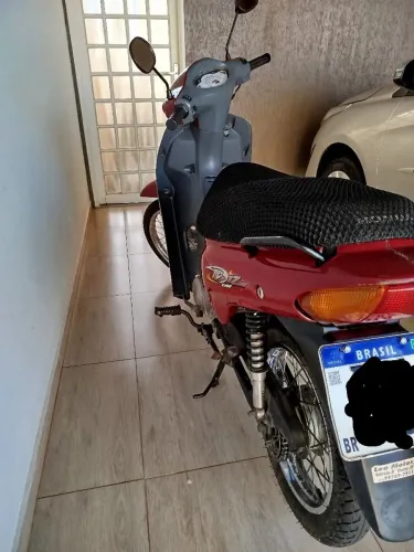 Vendo Moto Biz 100 partida pedal