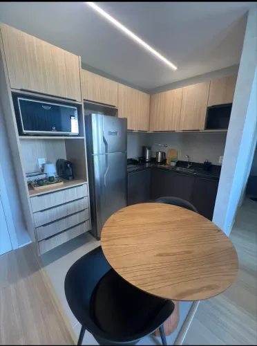Studio novo finamente mobiliado no Ingá