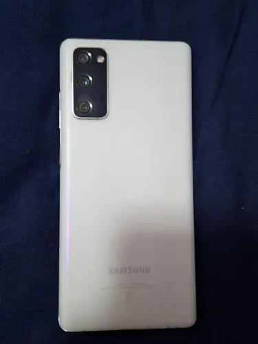 Samsung S20 FE trincado