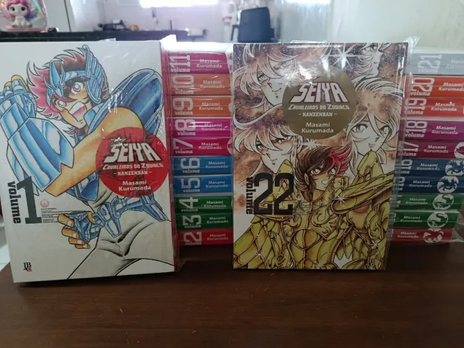 Mangá Os Cavaleiros do Zodíaco Kanzenban (completo)