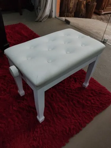 Banquetas para Piano Novas 