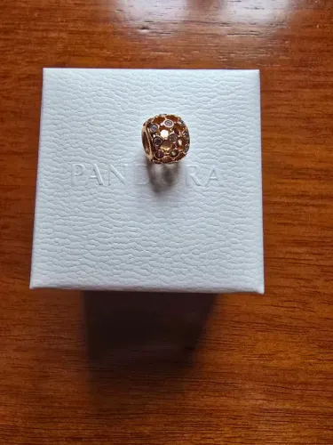 Berloque Pandora Círculo de Luz Ouro Rose