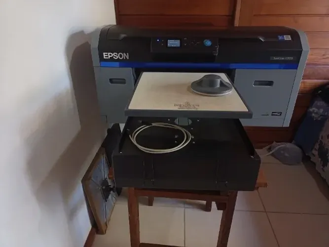 IMPRESSORA EPSON SURECOLOR DTG F2100