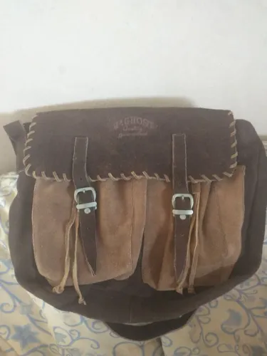 Bolsa em couro legítimo 