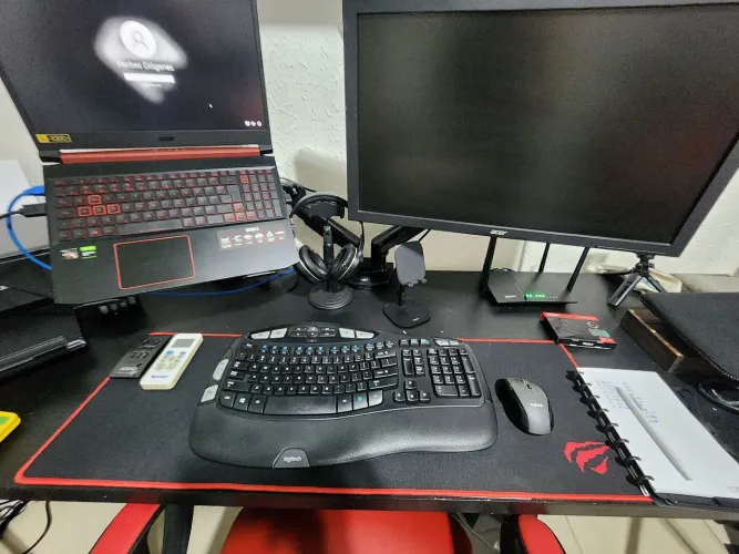 Kit Teclado e Mouse Logitech Gamer Logitech