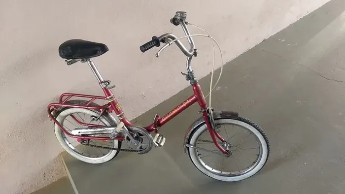 Bicicleta antiga champion